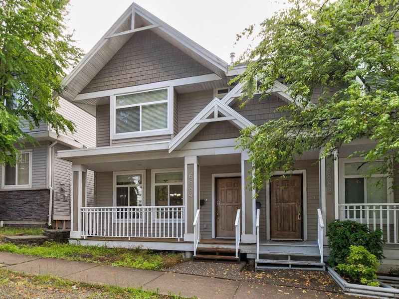6884 144th Street, Surrey BC V3W 5R9