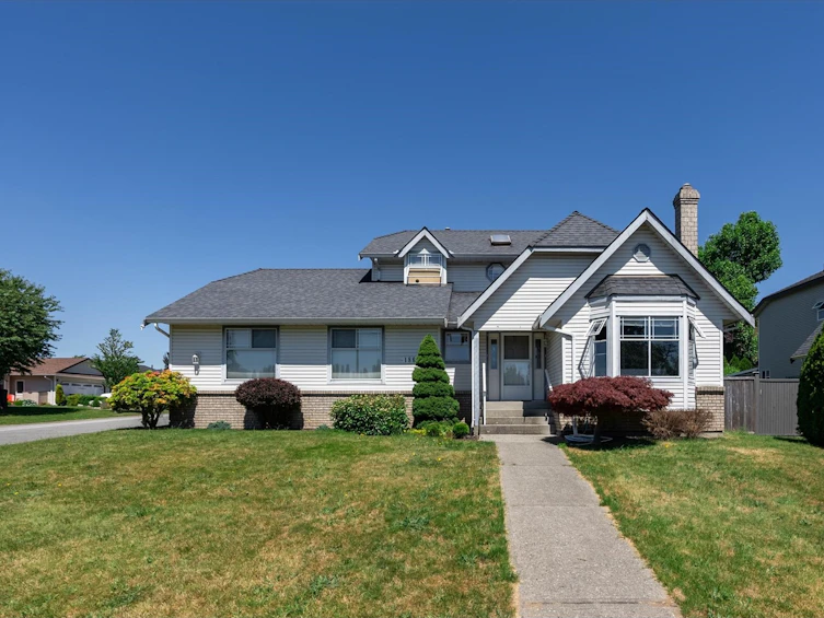 18653 56 Avenue, Surrey, BC, V3S 7Y2