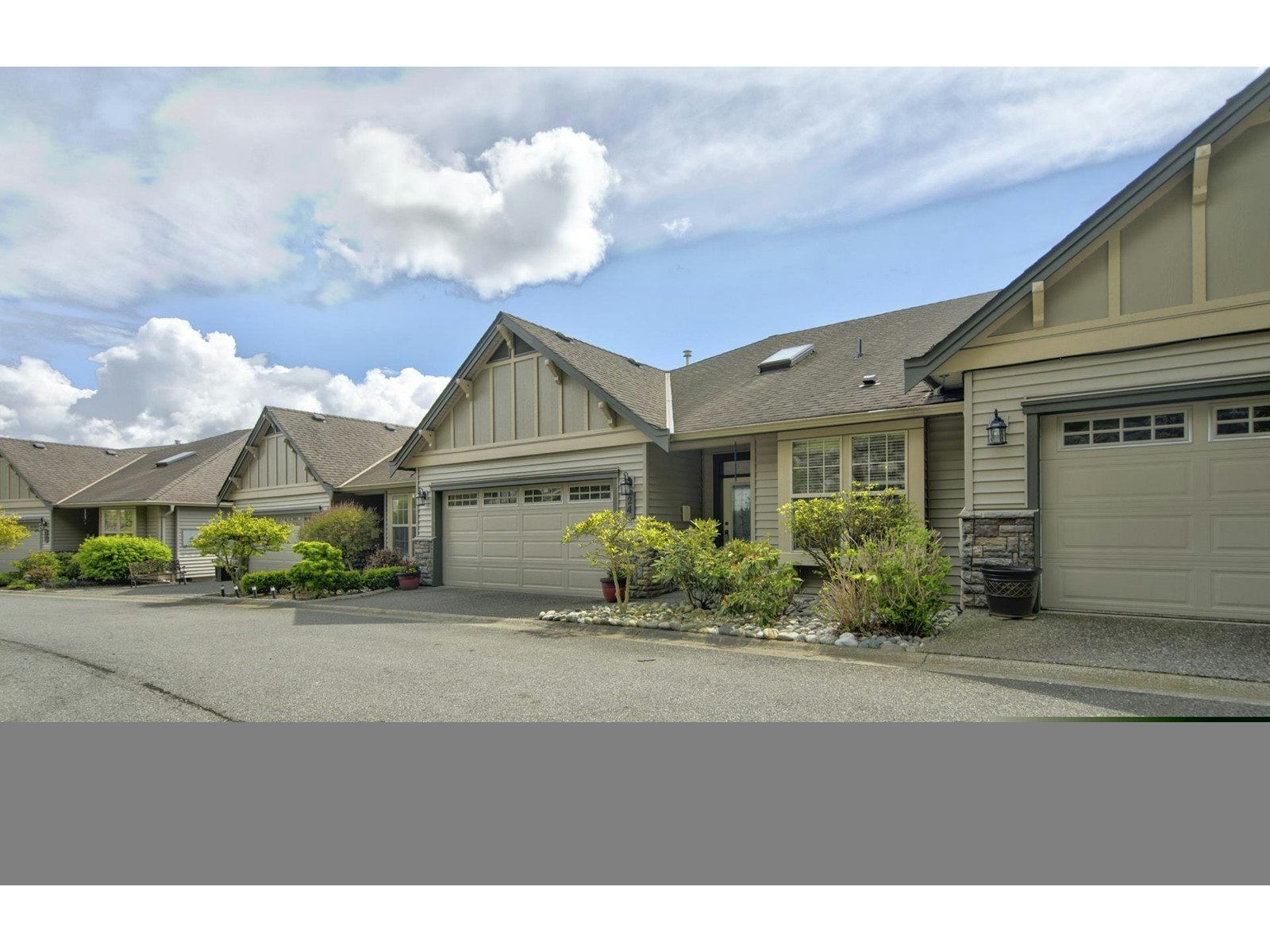 24-2842 Whatcom Road, Abbotsford, BC, V3G 3B8