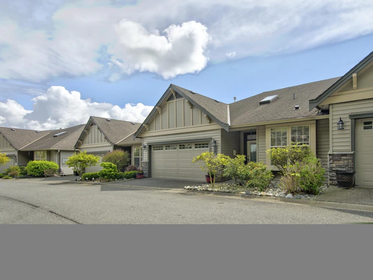 24-2842 Whatcom Road, Abbotsford, BC, V3G 3B8