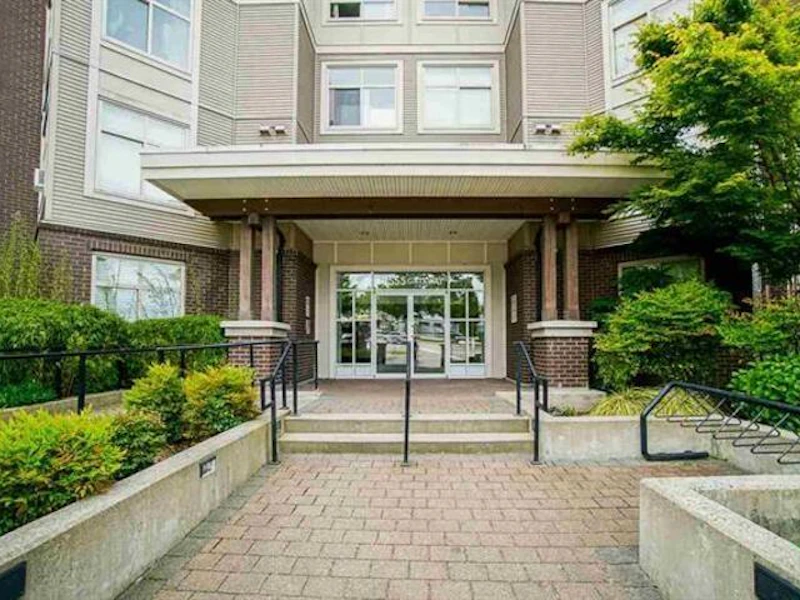 102 - 13555 Gateway Drive, Surrey BC V3T 0B5