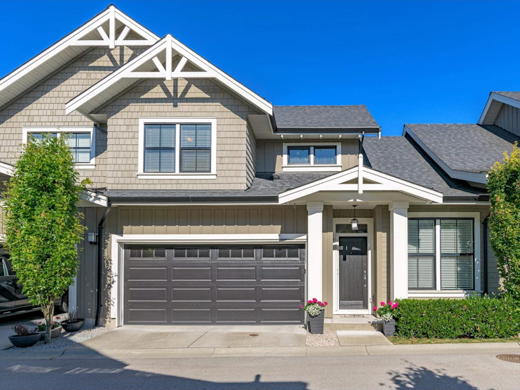 19-22057 49 Avenue, Langley, BC, V3A 8J7