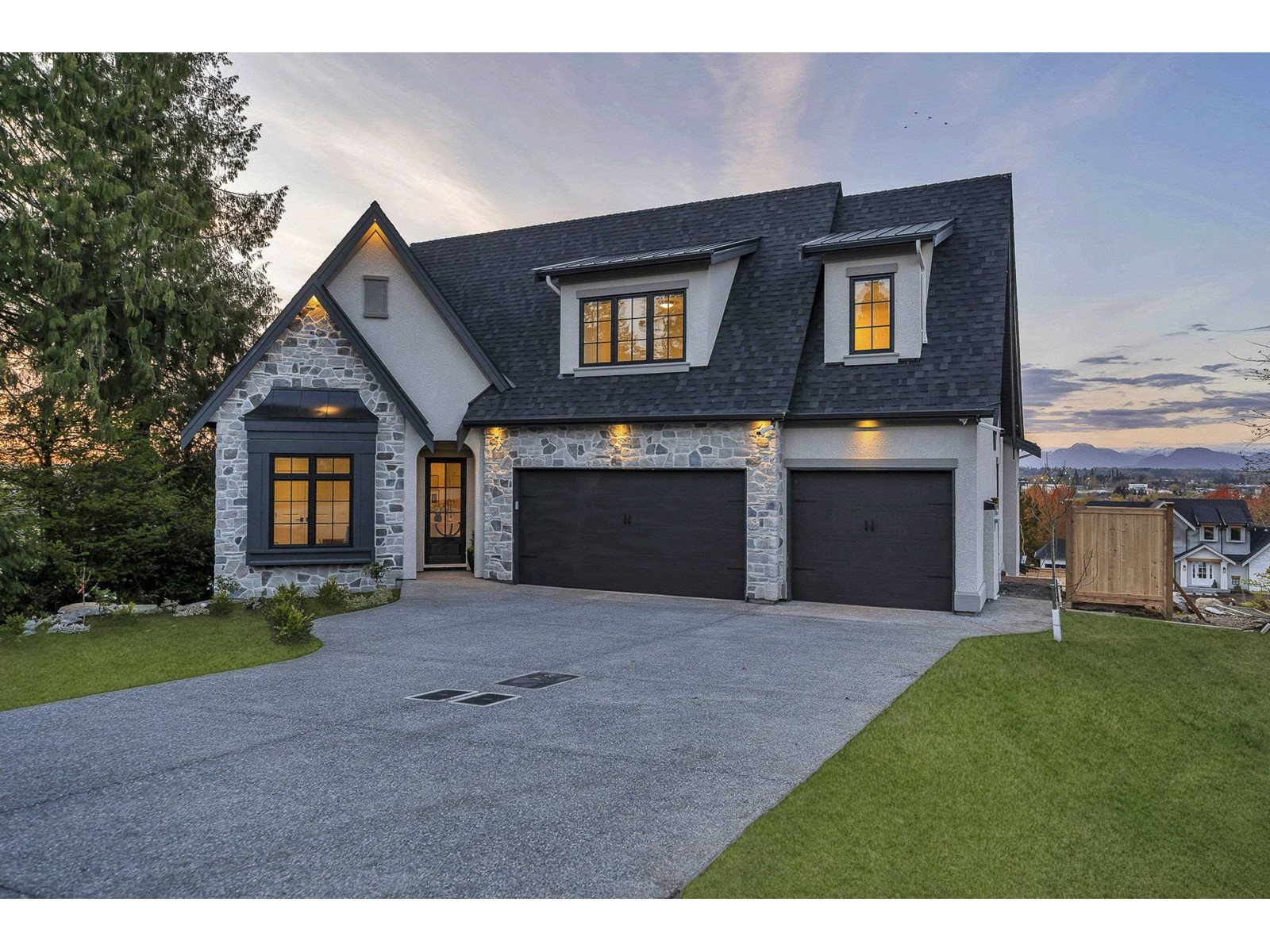 4508 Southridge Crescent, Langley, BC, V3A 4N6