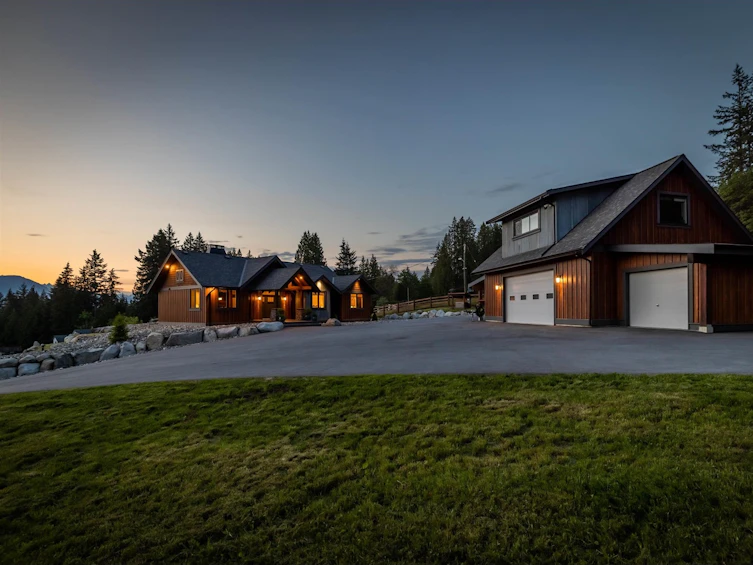 30890 Silverhill Avenue, Mission, BC, V4S 1G9