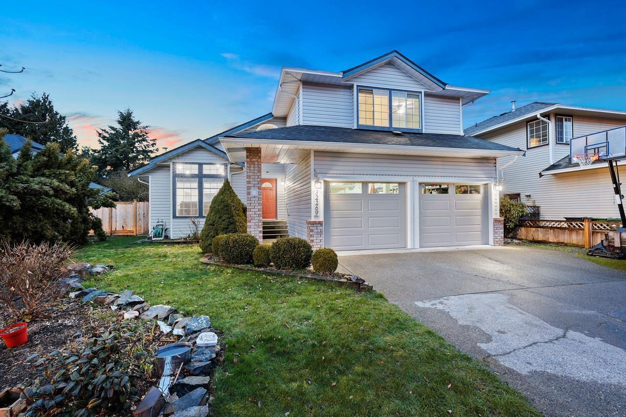 32269 Rogers Avenue, Abbotsford, BC, V2T 5B4