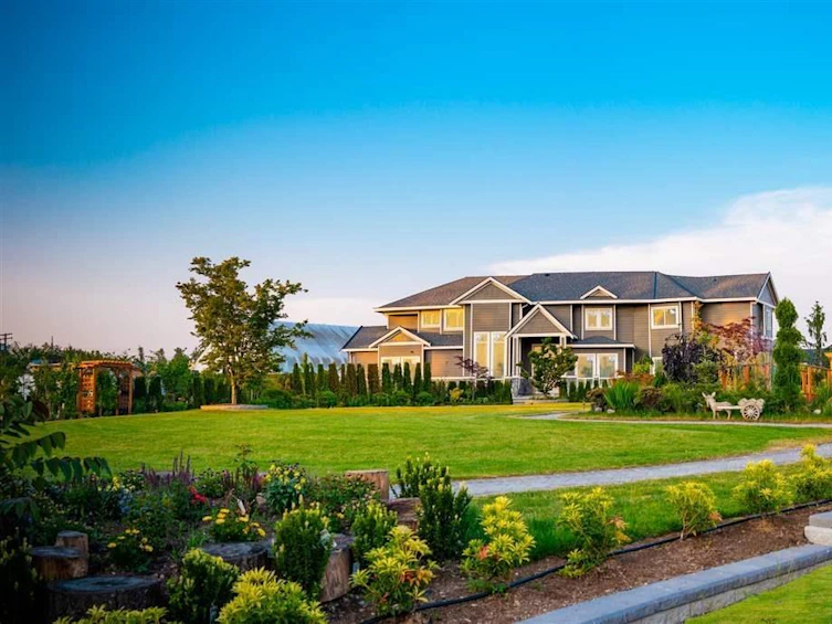 2218 240 Street, Langley, BC, V2Z 3A4