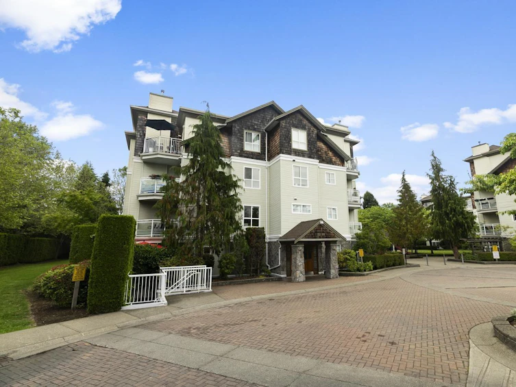 114-10188 155 Street, Surrey, BC, V3R 0R6
