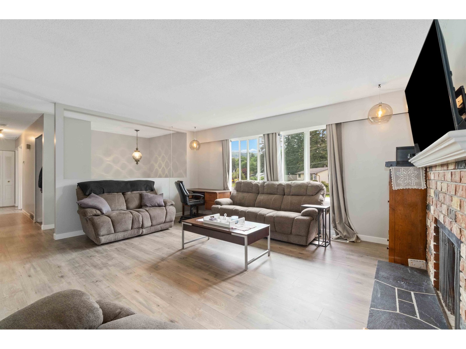 34697 Laburnum Avenue, Abbotsford, BC, V2S 5C2