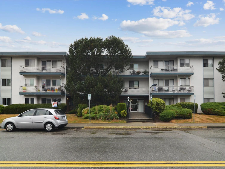214-17707 57a Avenue, Surrey, BC, V3S 1J2