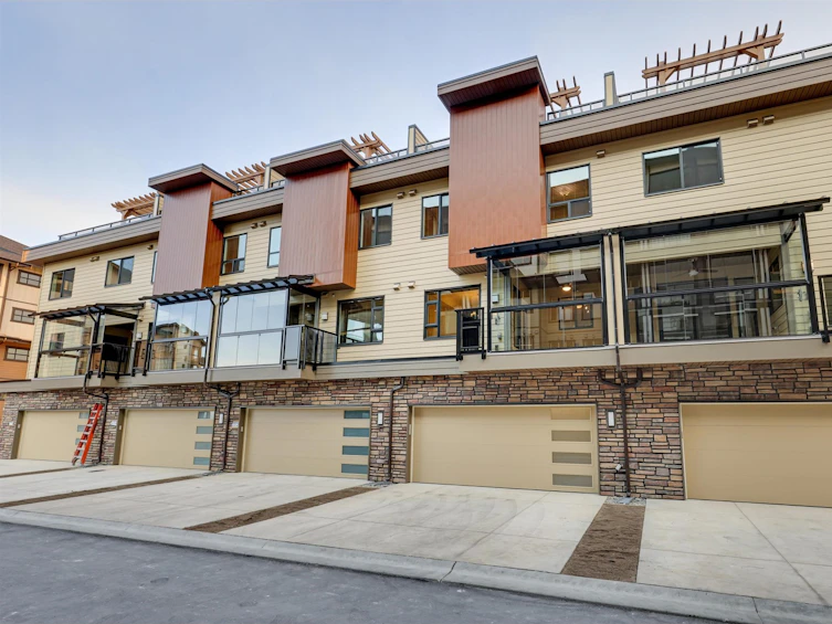 4-8567 204th Street, Kaslo, BC, V2Y 3R2