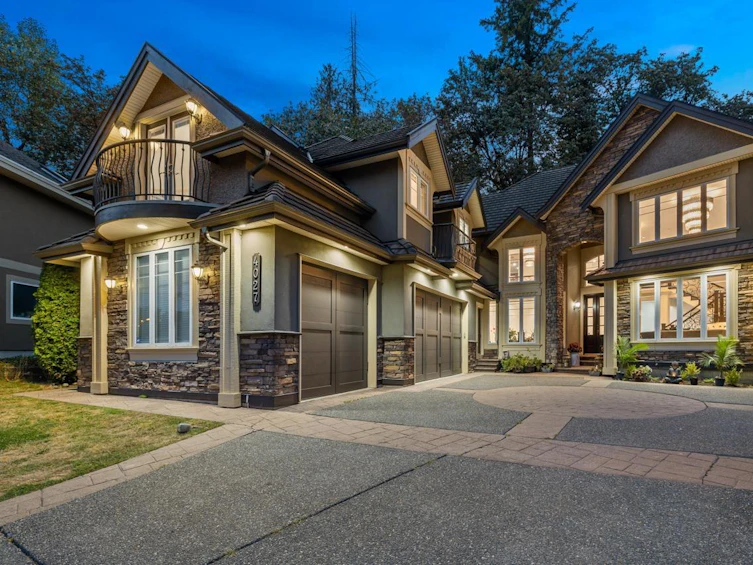 4027 Brisbane Court, Abbotsford, BC, V2T 6Y8