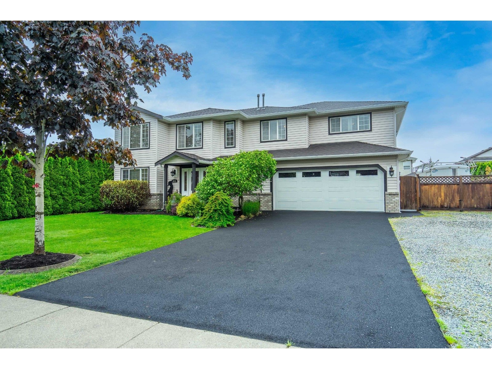 5048 215 Street, Langley, BC, V3A 6C6