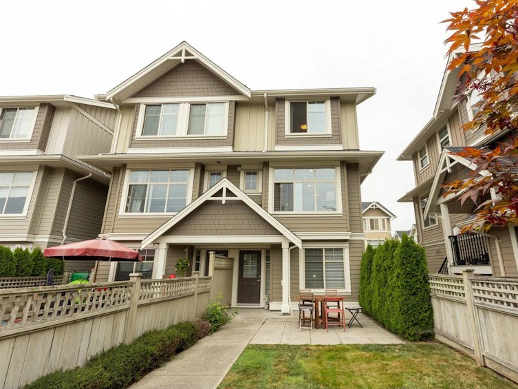 140-19525 73 Avenue, Surrey, BC, V4N 6L7