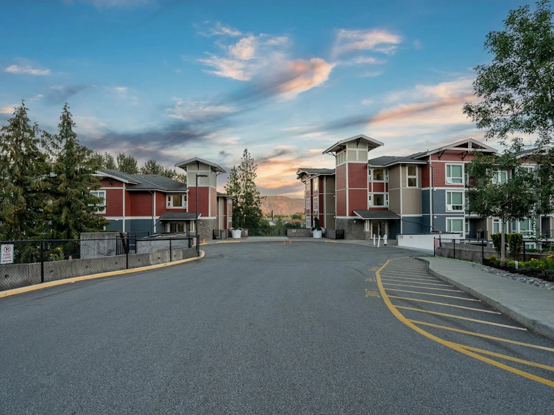 202 - 2238 Whatcom Road, Abbotsford BC V3G 0E6