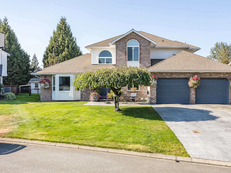 34605 Semlin Place, Abbotsford, BC, V2S 6K7