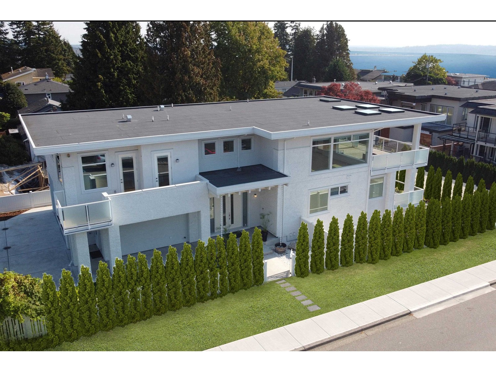 15338 Pacific Avenue, Surrey, BC, V4B 1R2
