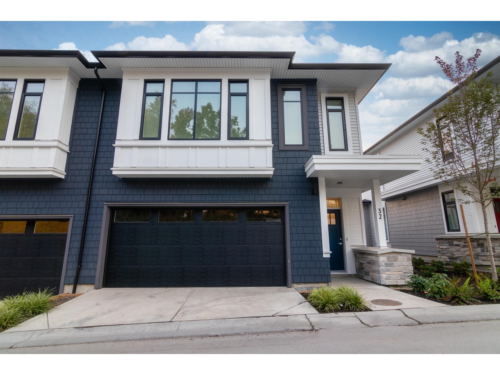 32-15255 Sitka Drive, Surrey, BC, V3S 0B1