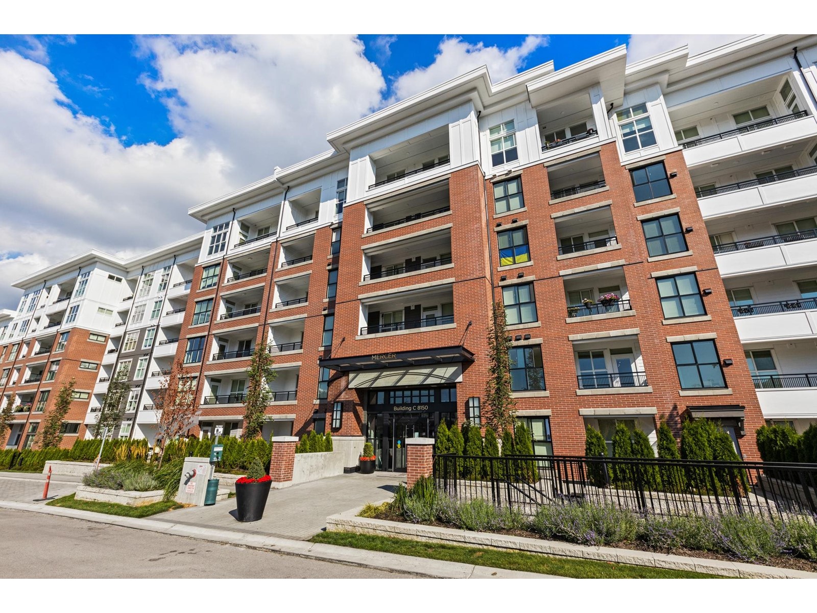 C415-8150 207 Street, Langley, BC, V2Y 4J4