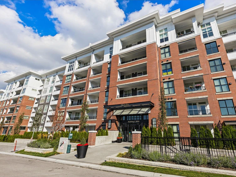 C415-8150 207 Street, Langley, BC, V2Y 4J4
