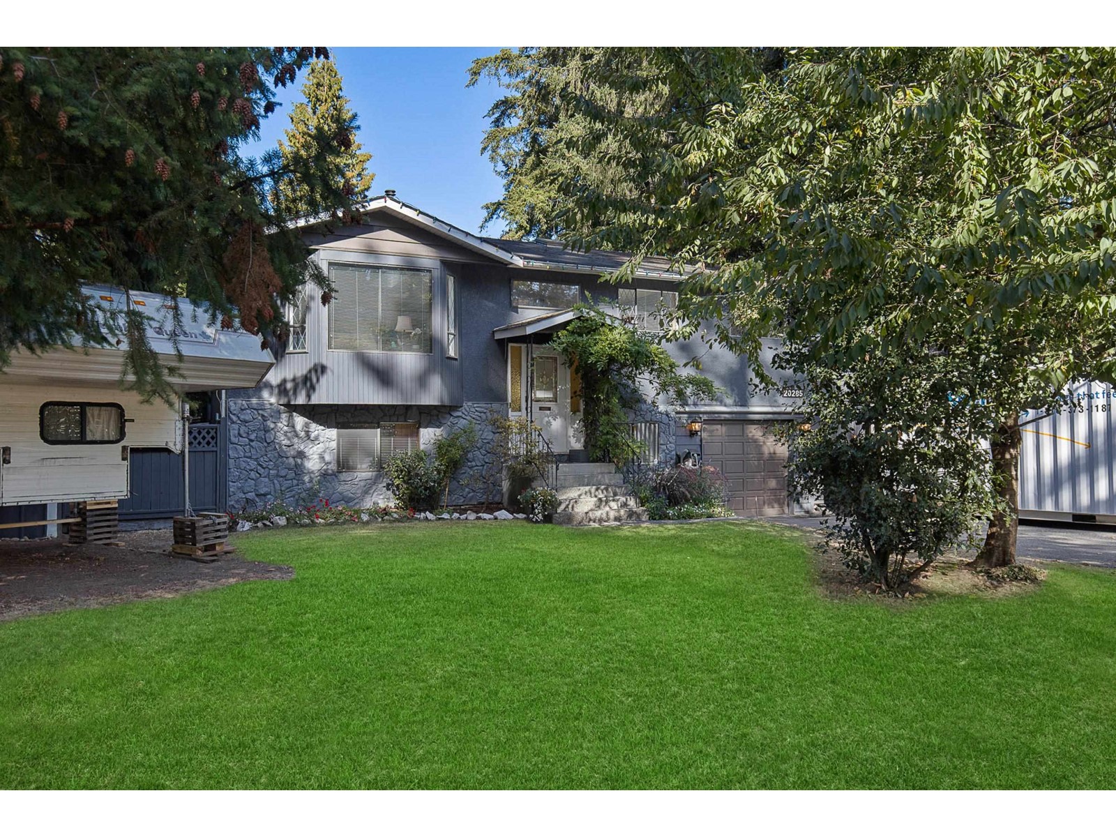 20285 42 Avenue, Langley, BC, V3A 3A6