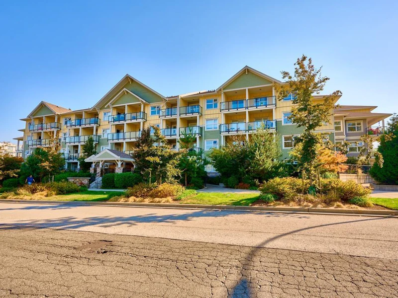 101 - 5020 221a Street, Langley BC