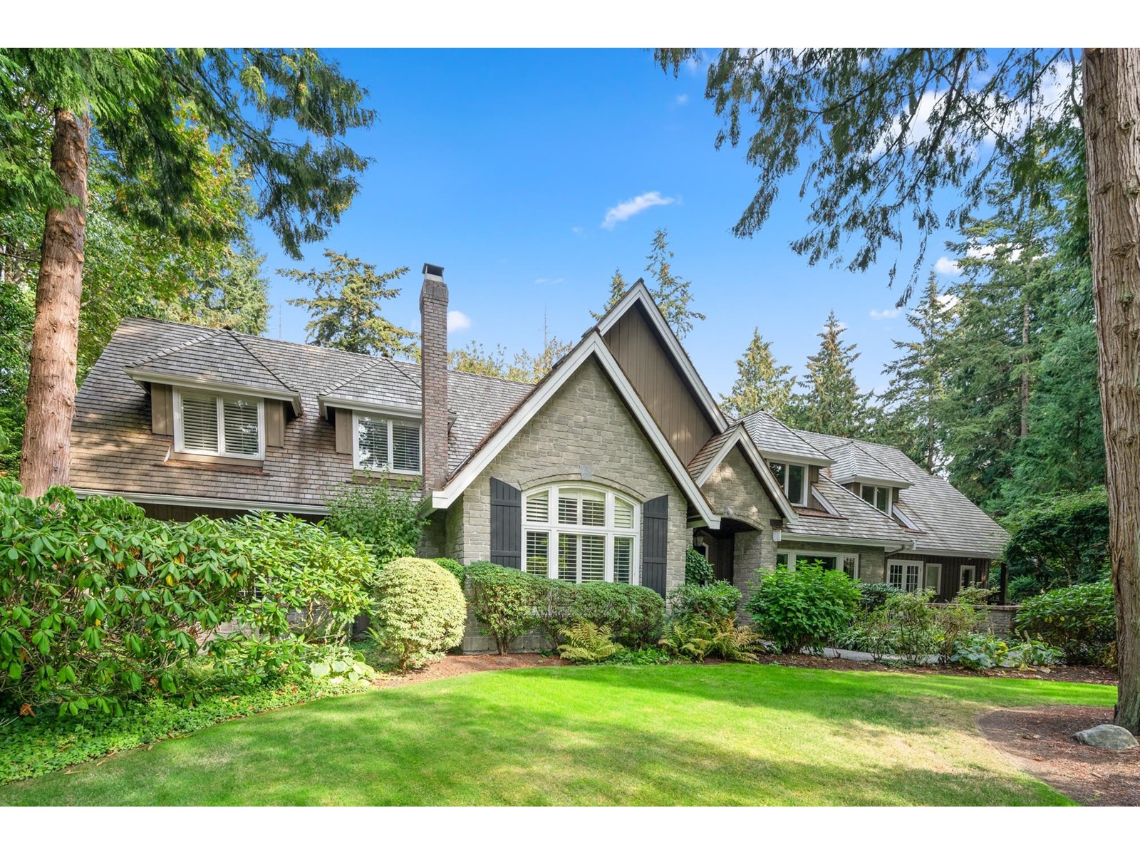 3294 138a Street, Surrey, BC, V4P 2B4