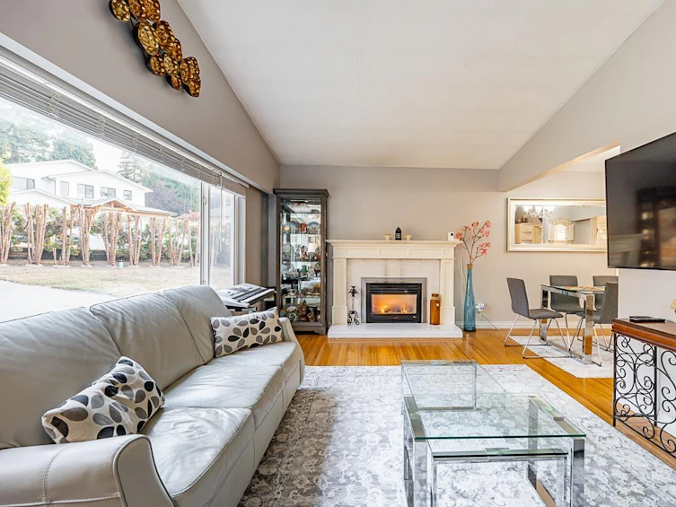 11411 Loughren Drive, Surrey, BC, V3R 4Z5