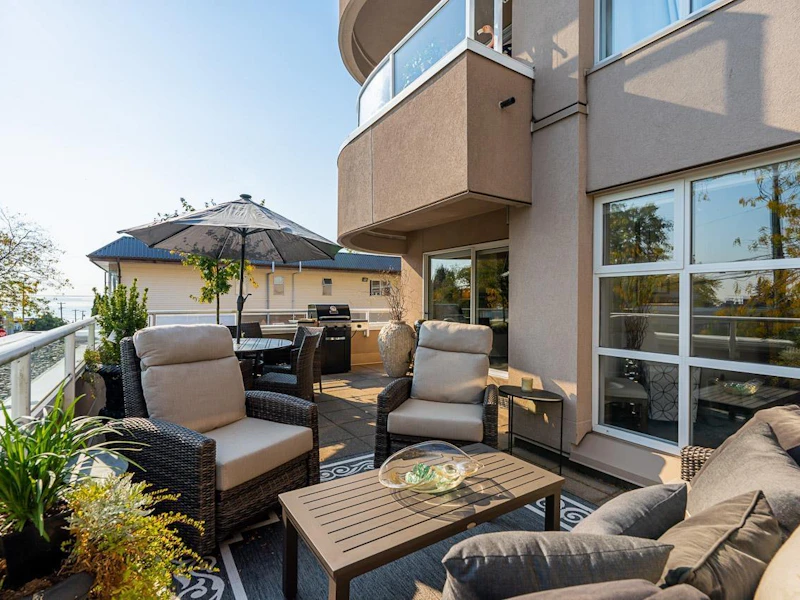 104 - 15284 Buena Vista Avenue, Surrey BC V4B 5K5
