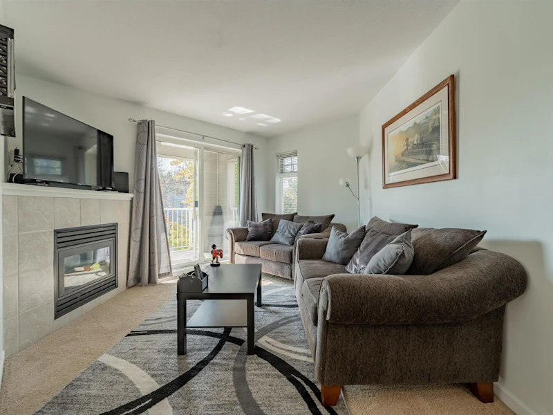 203 - 20896 57th Avenue, Langley BC V3A 8S9