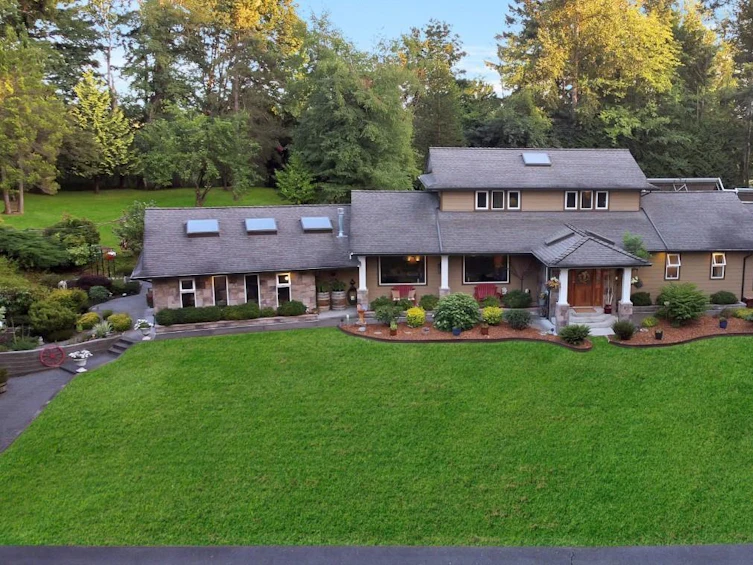 23694 14a Avenue, Langley, BC, V2Z 1L1