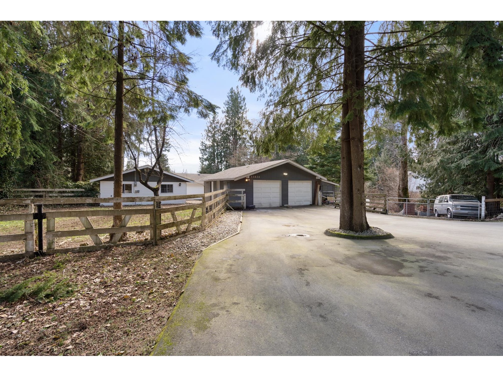 33826 Dlugosh Avenue, Mission, BC, V2V 6B2