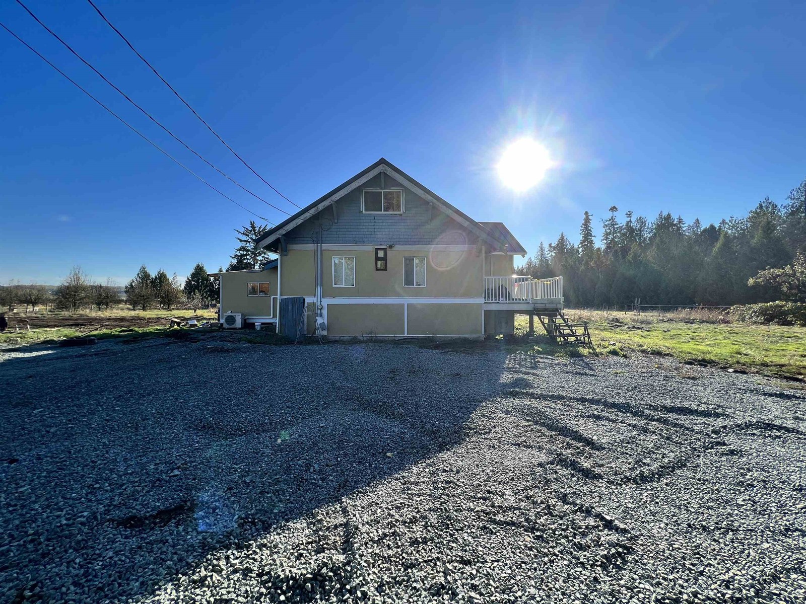 5994 216 Street, Langley, BC, V2Y 2N5