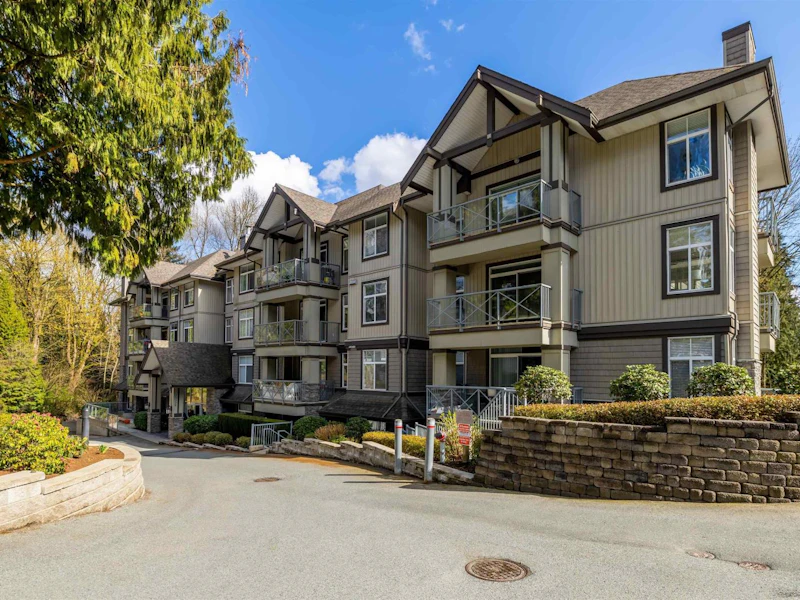 106 - 33328 E Bourquin Crescent, Abbotsford BC V2S 1Y1