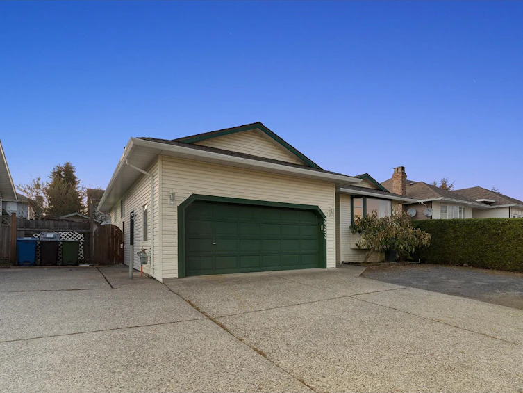 3353 Trethewey Street, Abbotsford, BC, V2T 5C9