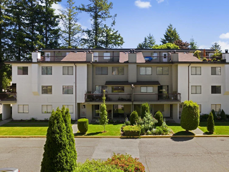 104-7162 133a Street, Surrey, BC, V3W 7Z9