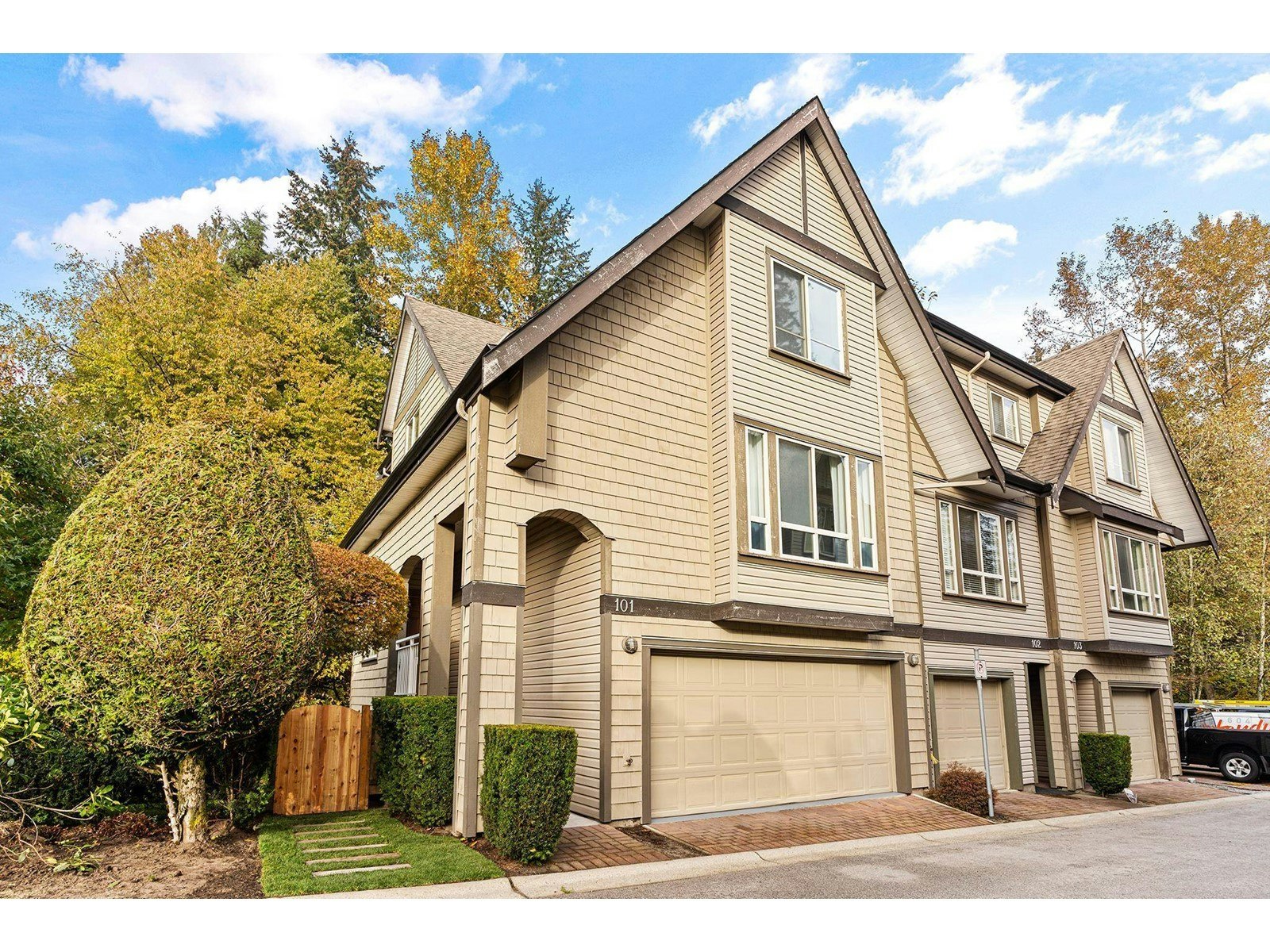 101-10468 157th Street, Surrey, BC, V4N 2H7