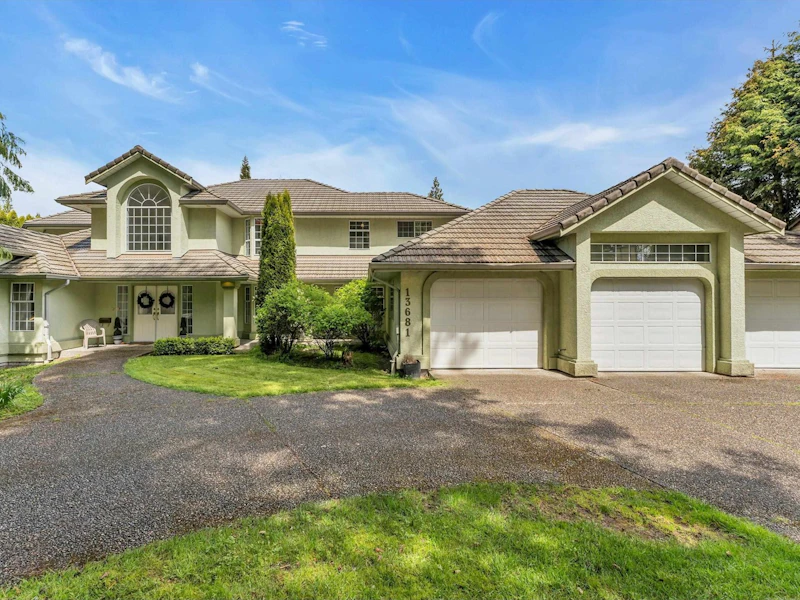 13681 18th Avenue, Surrey BC V4A 1W5