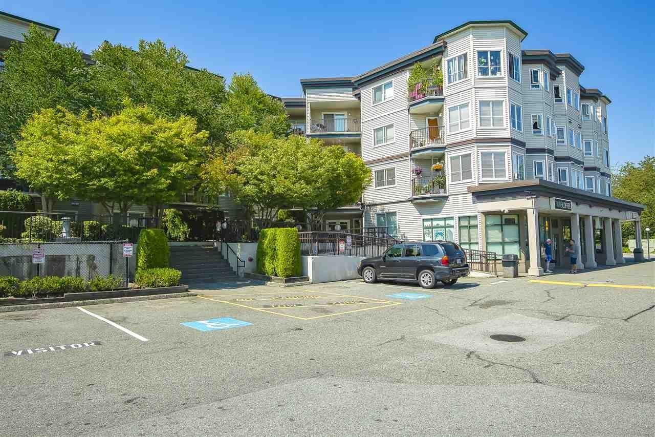 113-5765 Glover Road, Langley, BC, V3A 8M8