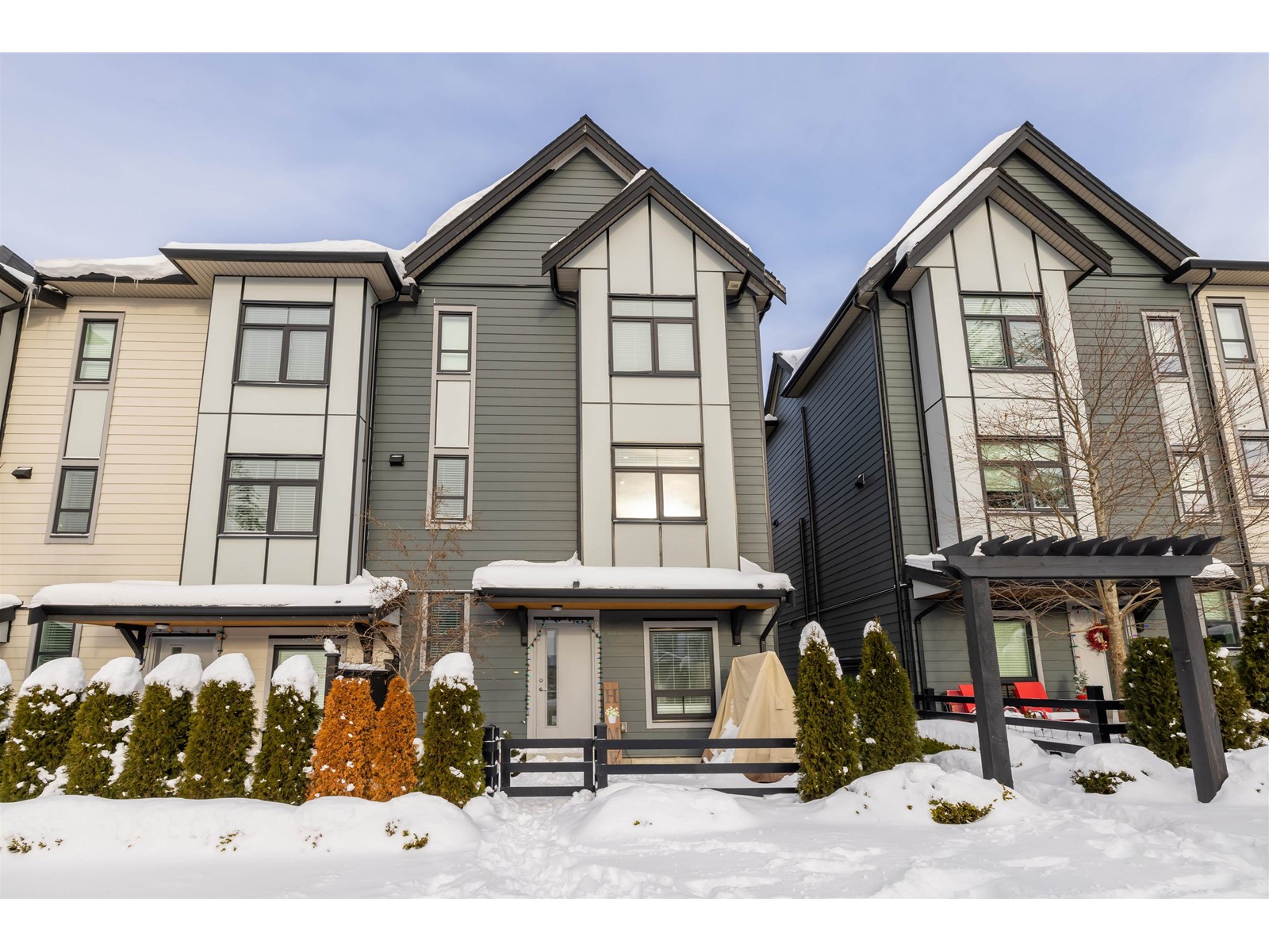 25-2427 164 Street, Surrey, BC, V3Z 0R6