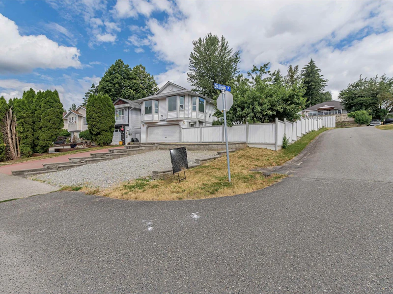 33089 Myrtle Avenue, Mission BC V2V 4R6