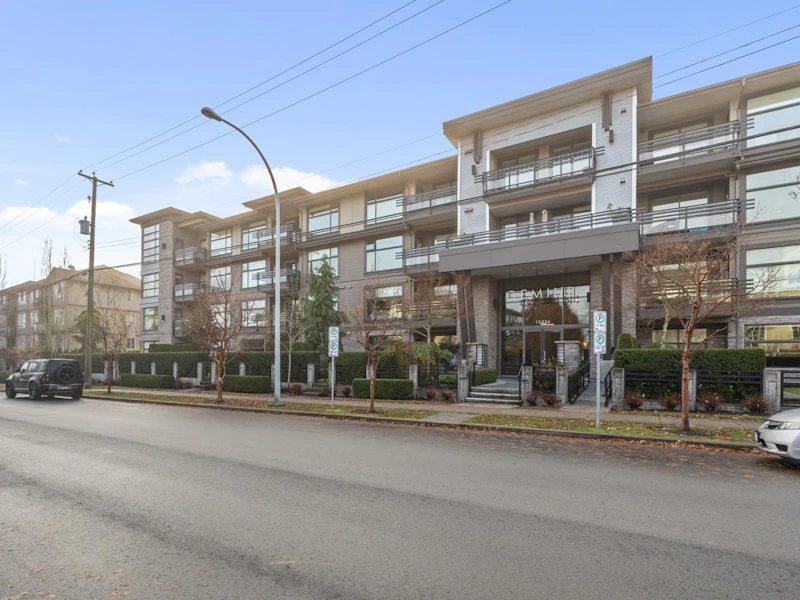 406 - 15336 17a Avenue, Surrey BC V4A 1V3