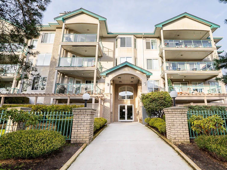 104-20443 53 Avenue, Langley, BC, V3A 7A6