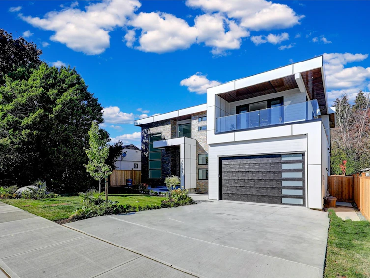 15671 Roper Avenue, Surrey, BC, V4B 2G9