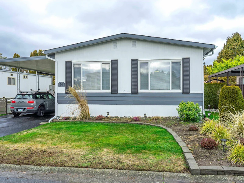 10 - 2120 King George Boulevard, Surrey BC