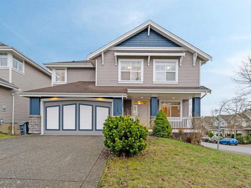 6736 204a Street, Langley BC V2Y 2X5