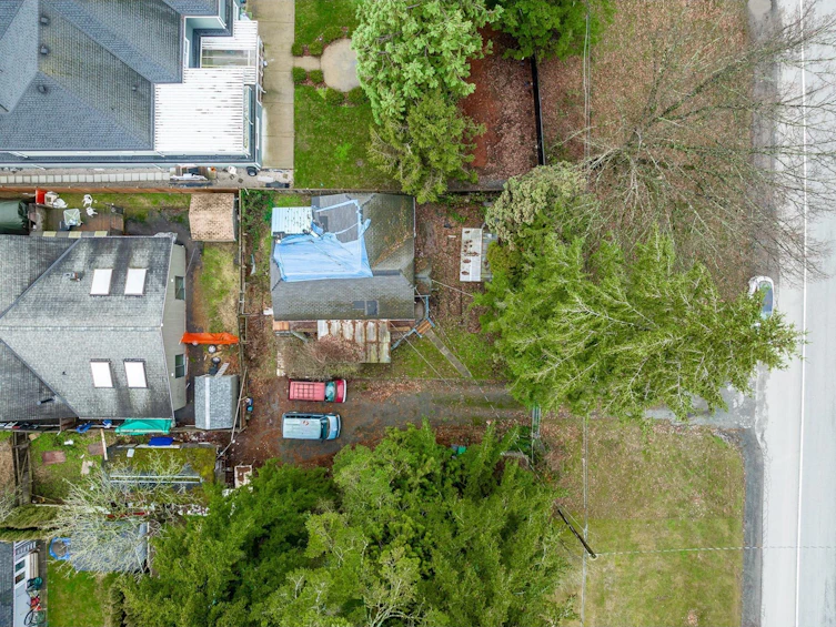 2155 King George Boulevard, Surrey, BC, V4A 5A3