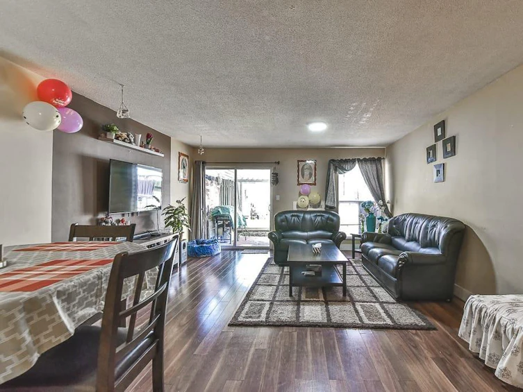 275-32550 Maclure Road, Abbotsford, BC, V2T 4N3