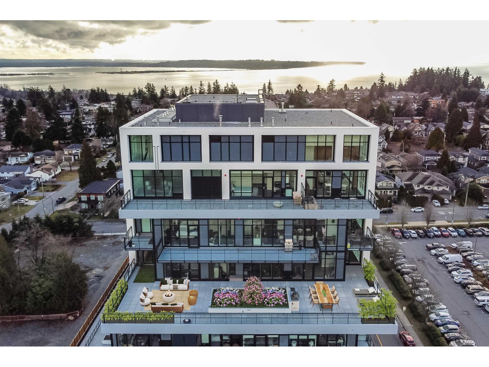 1103-1526 Finlay Street, Surrey, BC, V4B 4L9