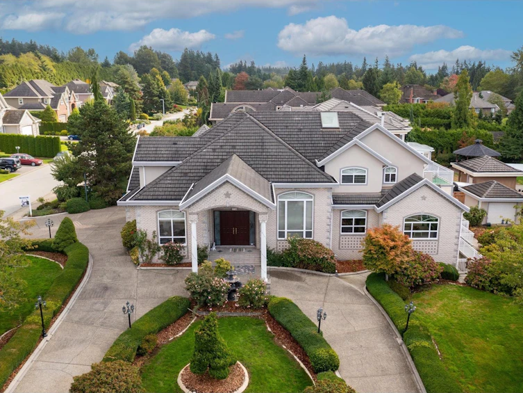 5748 123 Street, Surrey, BC, V3X 3H7