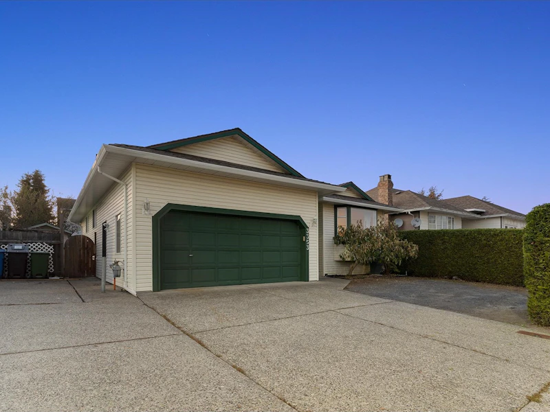 3353 Trethewey Street, Abbotsford BC V2T 5C9